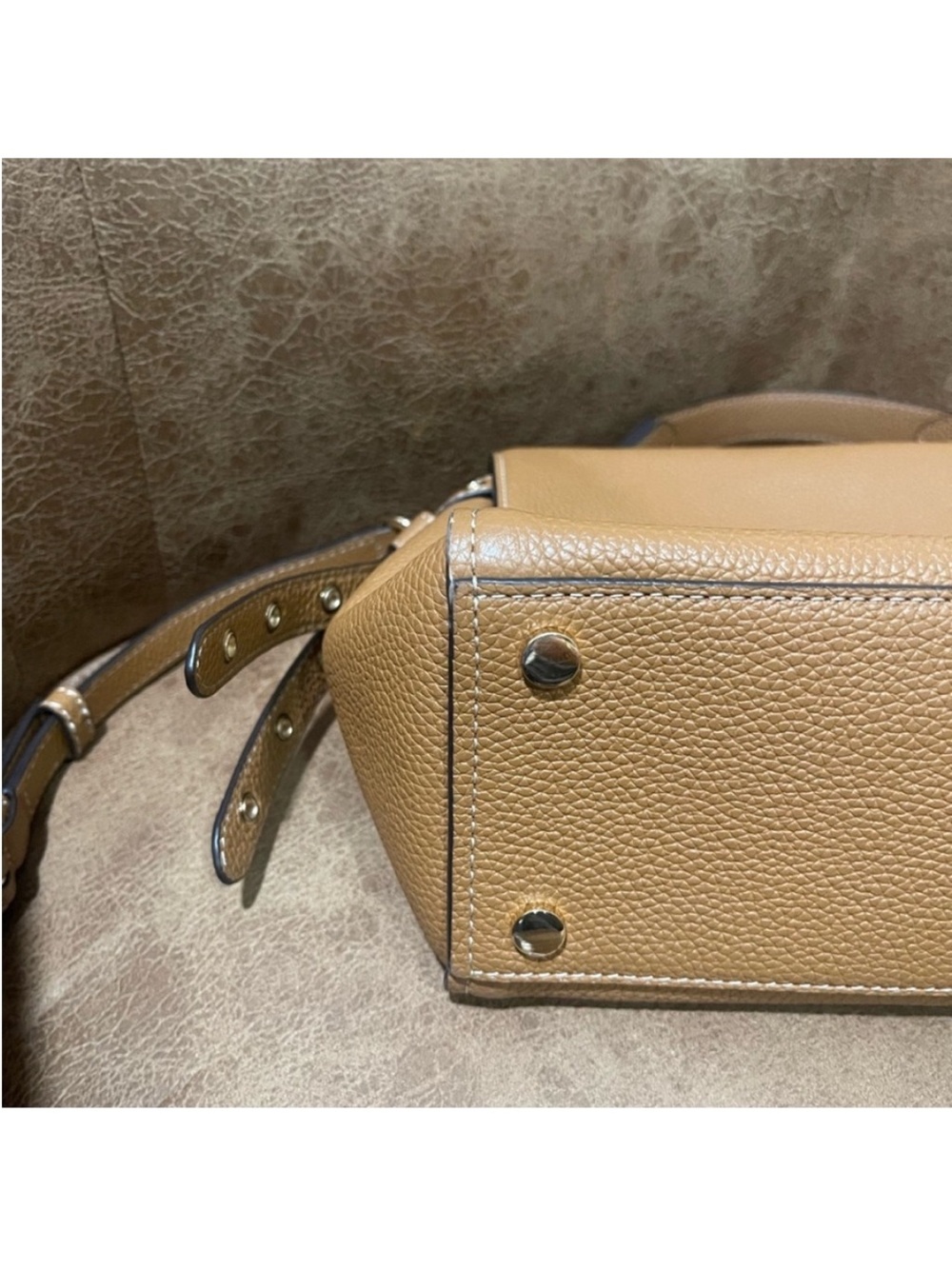 🧸Michael Kors Pebbled Leather Satchel - Picture 9 of 9